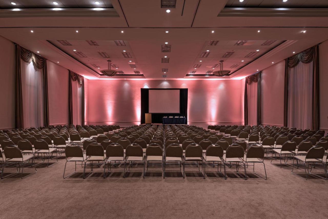 Four Points By Sheraton Galerias Μοντερέι Εξωτερικό φωτογραφία The ballroom