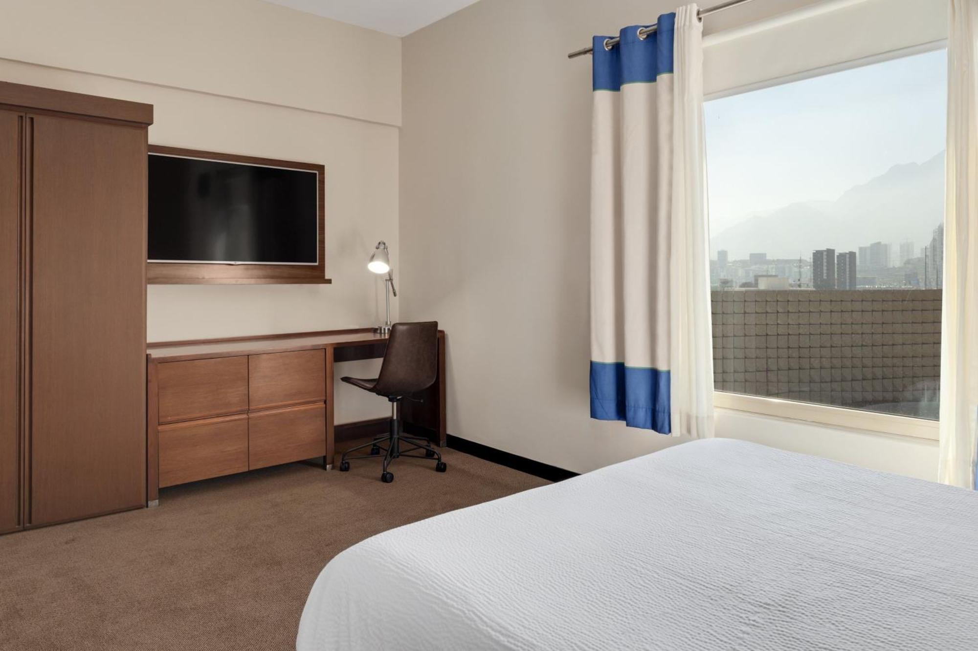 Four Points By Sheraton Galerias Μοντερέι Εξωτερικό φωτογραφία