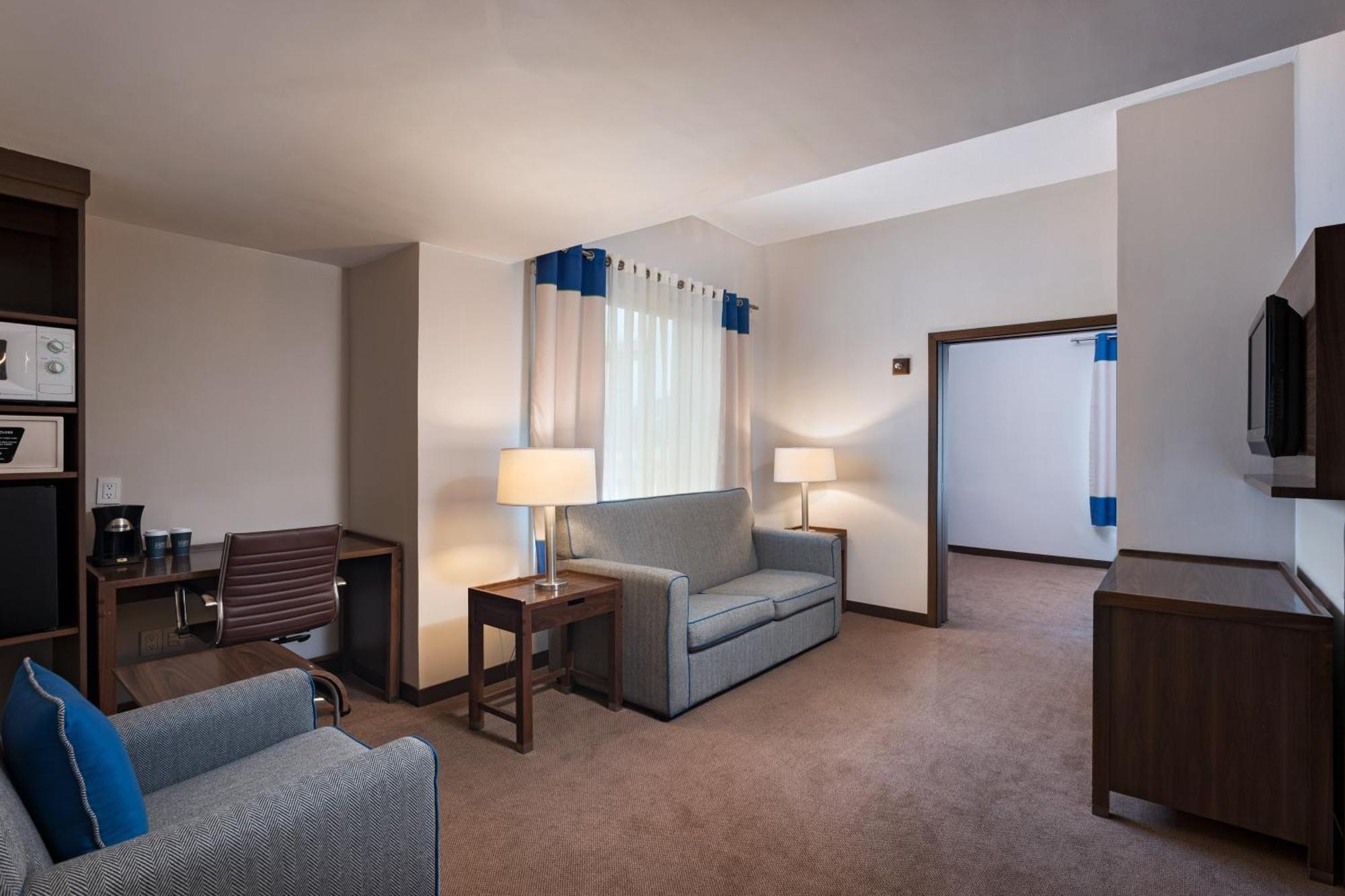 Four Points By Sheraton Galerias Μοντερέι Εξωτερικό φωτογραφία